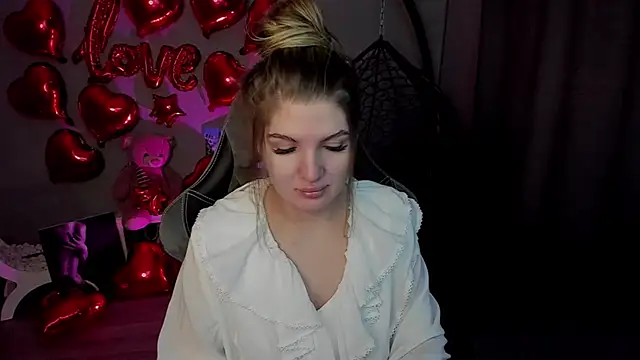 lily williamss online show from February 2025 12:09:01 AM