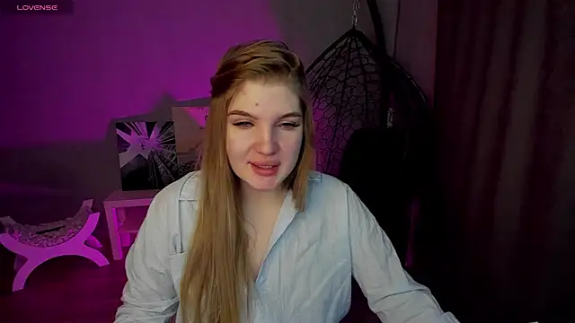 lily williamss online show from February 2026 12:22:02 AM