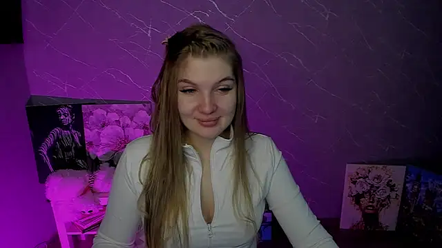 lily williamss online show from May 2026 12:18:01 AM