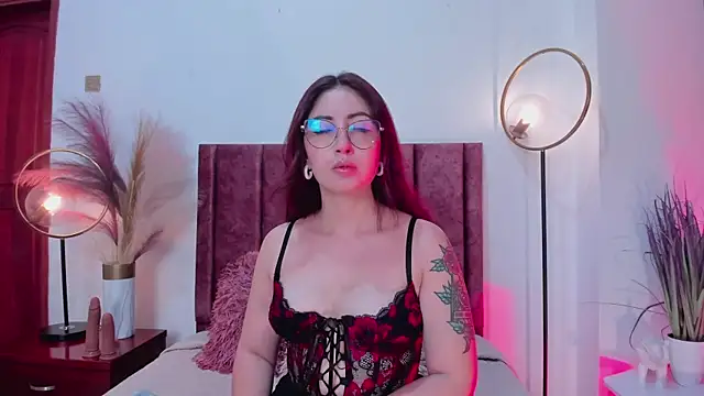 Emilywatsonn online show from February 2025 11:44:02 AM