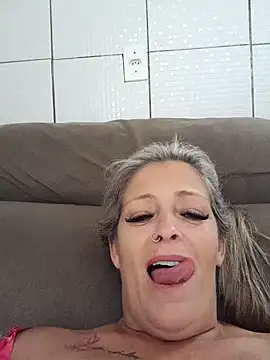 Snapshot of marcialoira chatting on February 2025 01:19:01 PM marcialoira online show from February 2025 01:19:01 PM