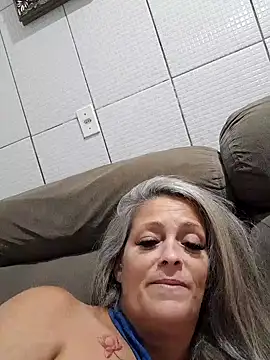 Snapshot of marcialoira chatting on February 2025 11:45:01 PM marcialoira online show from February 2025 11:45:01 PM