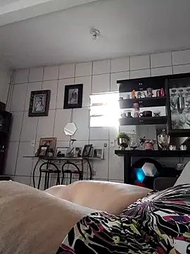 Snapshot of marcialoira chatting on October 2025 01:08:02 PM marcialoira online show from October 2025 01:08:02 PM