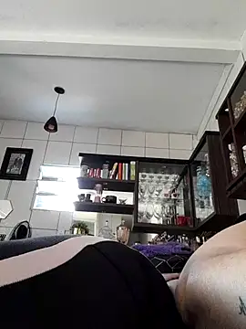 Snapshot of marcialoira chatting on November 2025 06:52:02 PM marcialoira online show from November 2025 06:52:02 PM