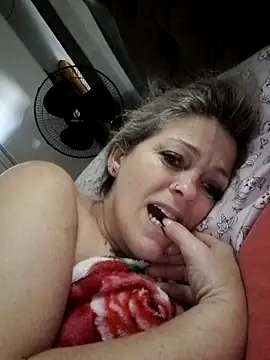 Snapshot of marcialoira chatting on November 2025 10:59:01 AM marcialoira online show from November 2025 10:59:01 AM