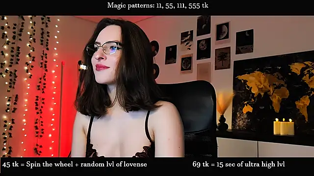Snapshot of Alicia_x_art chatting on June 2026 07:19:01 PM Alicia x art online show from June 2026 07:19:01 PM