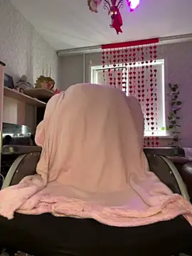 MiniSophiaa online show from March 2025 07:52:02 AM