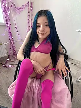 MiniSophiaa online show from March 2026 07:38:01 AM