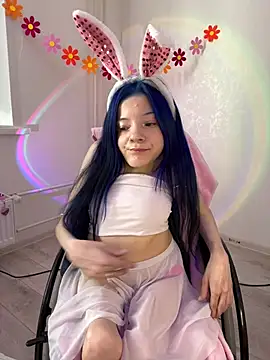 MiniSophiaa online show from March 2026 09:32:01 AM