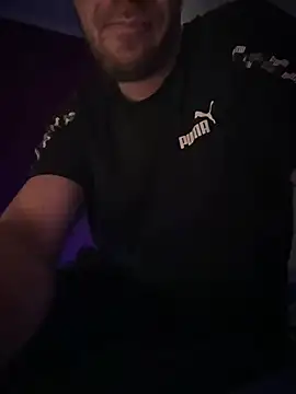 Bennyben8604 online show from February 2025 10:25:01 PM