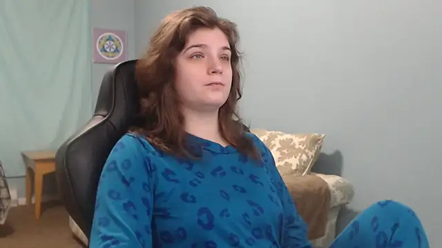 TreeJeanne online show from December 2024 02:53:01 PM