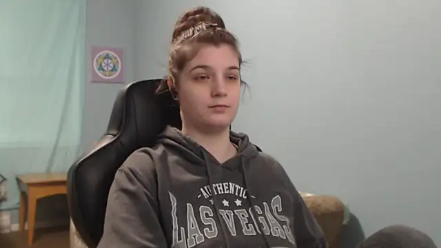 TreeJeanne online show from March 2025 08:09:02 PM