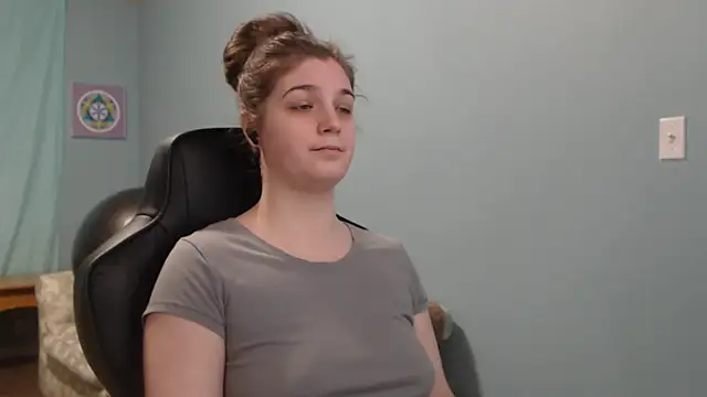 TreeJeanne online show from March 2025 02:10:01 AM