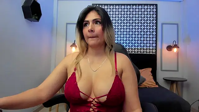 Melanie silver  online show from October 2025 10:00:02 PM