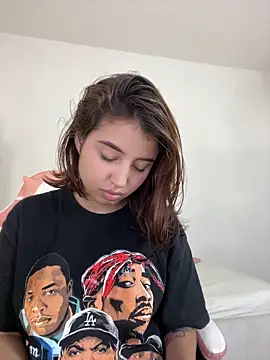 Snapshot of Lia_sex69 chatting on February 2025 08:58:02 PM Lia sex69 online show from February 2025 08:58:02 PM