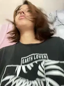 Snapshot of Lia_sex69 chatting on February 2025 12:43:01 AM Lia sex69 online show from February 2025 12:43:01 AM