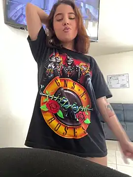 Snapshot of Lia_sex69 chatting on March 2025 03:02:01 PM Lia sex69 online show from March 2025 03:02:01 PM