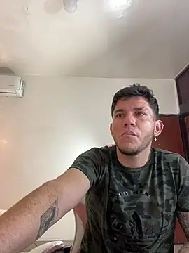 Snapshot of Lia_sex69 chatting on March 2025 07:09:02 AM Lia sex69 online show from March 2025 07:09:02 AM