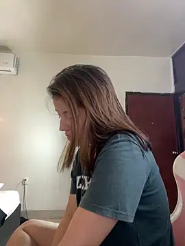 Snapshot of Lia_sex69 chatting on March 2025 10:13:02 AM Lia sex69 online show from March 2025 10:13:02 AM