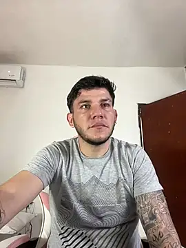 Snapshot of Lia_sex69 chatting on March 2025 08:40:01 AM Lia sex69 online show from March 2025 08:40:01 AM