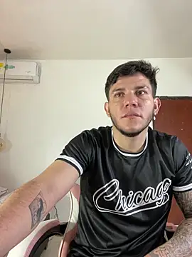 Snapshot of Lia_sex69 chatting on March 2025 07:09:02 AM Lia sex69 online show from March 2025 07:09:02 AM