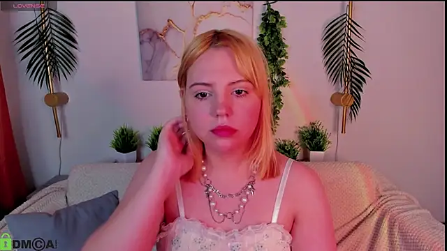 Stacy Luv online show from November 2025 09:53:01 AM