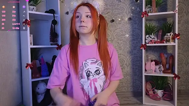 Snapshot of hannah_lourens chatting on December 2024 02:21:01 PM hannah lourens online show from December 2024 02:21:01 PM