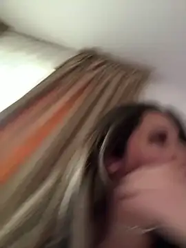 Snapshot of babyyboomm chatting on February 2025 10:00:01 AM babyyboomm online show from February 2025 10:00:01 AM