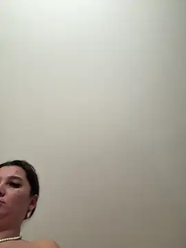 Snapshot of babyyboomm chatting on February 2025 07:15:02 AM babyyboomm online show from February 2025 07:15:02 AM