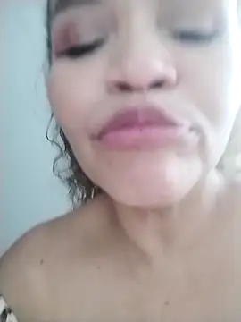 Snapshot of Alma_Sexyy chatting on November 2025 07:45:02 PM Alma Sexyy online show from November 2025 07:45:02 PM