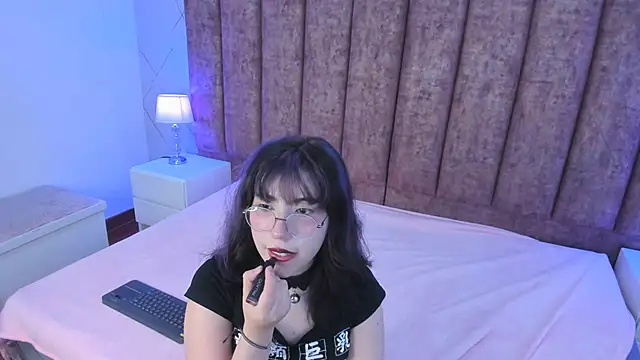 Purplee Baby online show from January 2025 10:44:01 PM