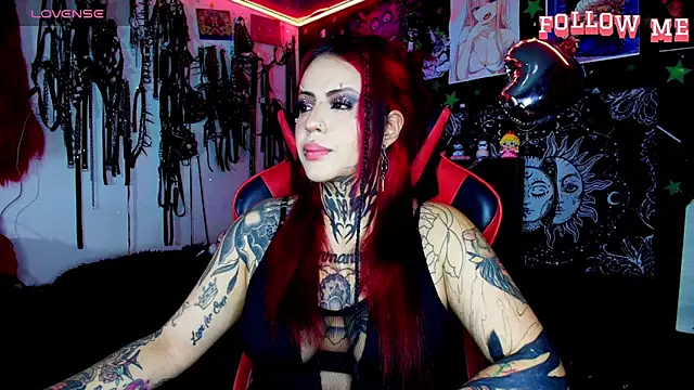 Snapshot of jannaink_ chatting on December 2025 11:32:01 PM jannaink online show from December 2025 11:32:01 PM