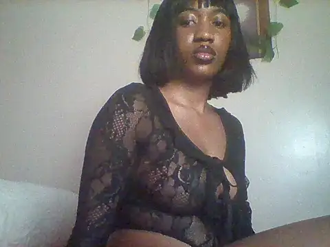 Snapshot of Queeen_model chatting on April 2026 10:01:02 PM Queeen model online show from April 2026 10:01:02 PM
