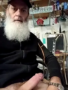 Snapshot of Danialanon chatting on November 2025 07:40:03 PM Danialanon online show from November 2025 07:40:03 PM