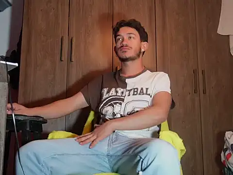 FelipheLive online show from February 2026 06:34:02 AM