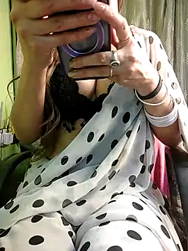 seductivegirl55 online show from February 2025 06:24:01 PM