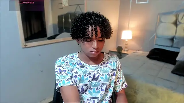 Noah Smith04 online show from November 2025 12:08:02 PM