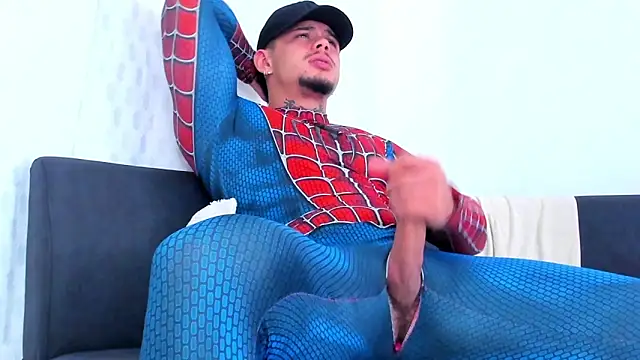 NoahhBrown online show from October 2025 04:47:01 AM