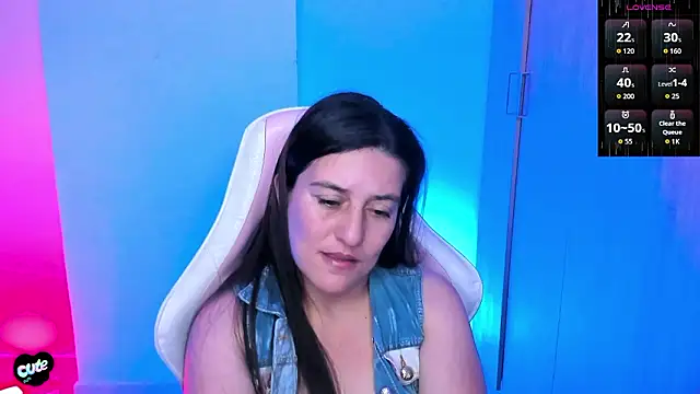 Snapshot of Saskyaa chatting on February 2026 01:22:01 AM Saskyaa online show from February 2026 01:22:01 AM