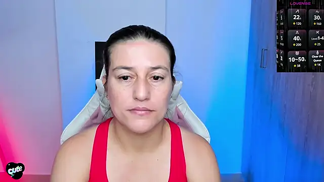 Snapshot of Saskyaa chatting on February 2026 02:11:02 PM Saskyaa online show from February 2026 02:11:02 PM