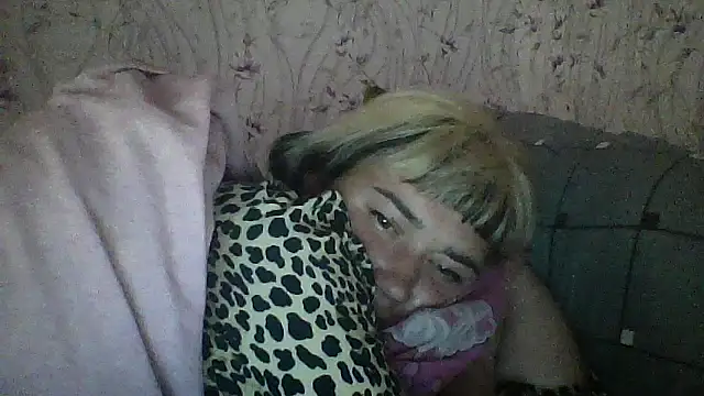 HollyLaBerry online show from May 2026 04:04:02 PM
