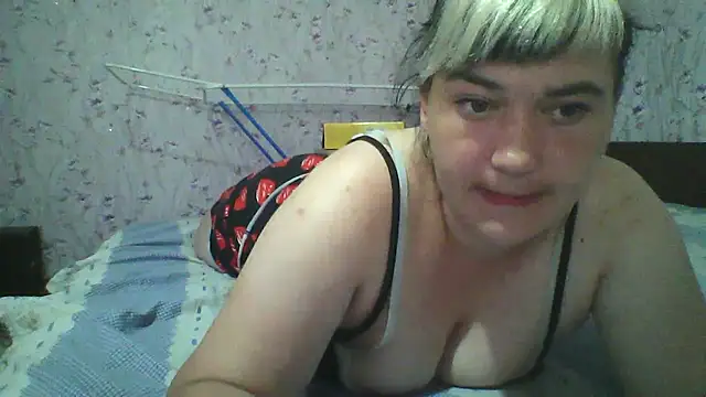 HollyLaBerry online show from July 2026 05:42:02 AM
