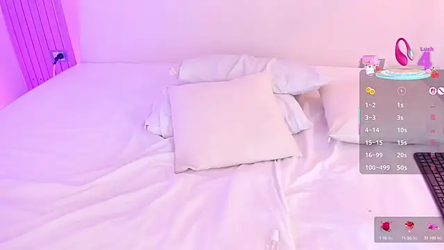 Snapshot of Kleverly_Manson1 chatting on February 2025 11:26:02 PM Kleverly Manson1 online show from February 2025 11:26:02 PM