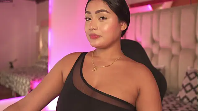 Snapshot of Kleverly_Manson1 chatting on November 2025 08:08:02 PM Kleverly Manson1 online show from November 2025 08:08:02 PM