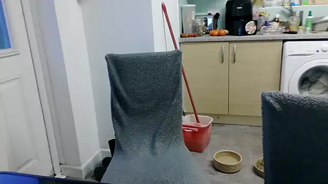 Snapshot of samanthasissieuk chatting on January 2026 04:09:01 PM samanthasissieuk online show from January 2026 04:09:01 PM