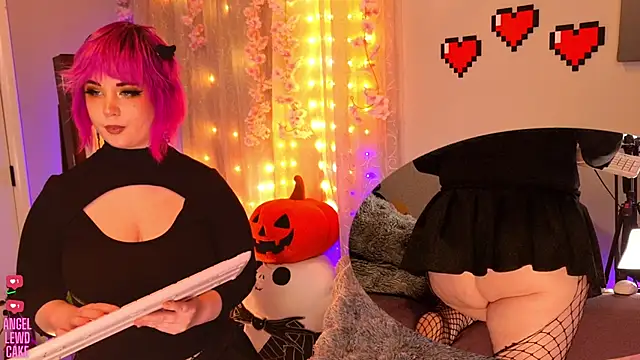 Snapshot of Angel-Lewd-Cake chatting on November 2025 12:49:01 AM Angel-Lewd-Cake online show from November 2025 12:49:01 AM