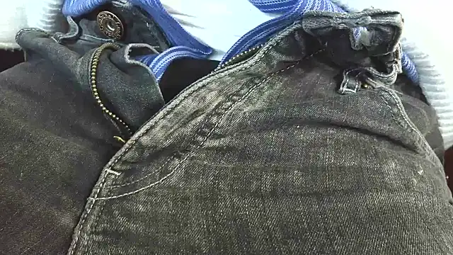 smoothandtiny online show from March 2026 07:44:01 AM