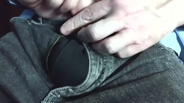 smoothandtiny online show from May 2026 07:55:02 PM