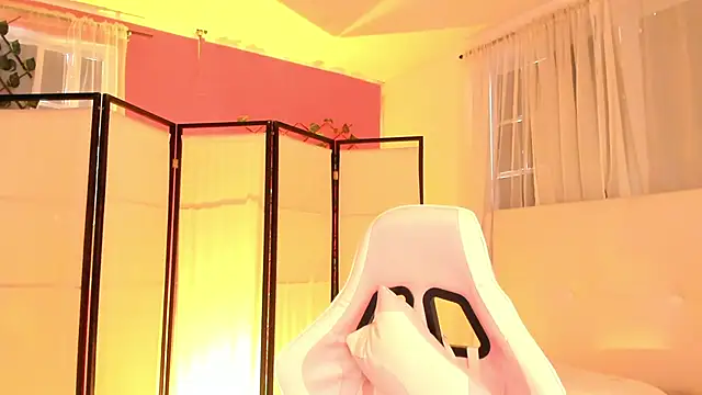 your khloe online show from October 2025 01:10:02 PM