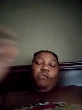 MATUREBUSSTY online show from September 2025 06:35:01 AM